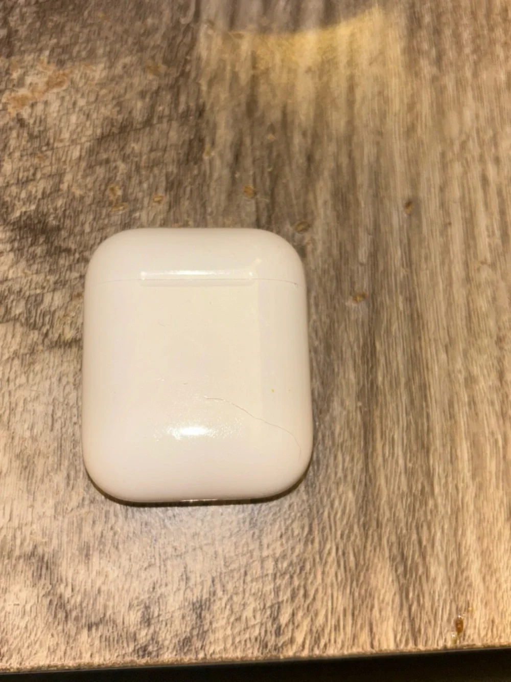 Apple 2nd generation Wireless Earbuds with Charging Case